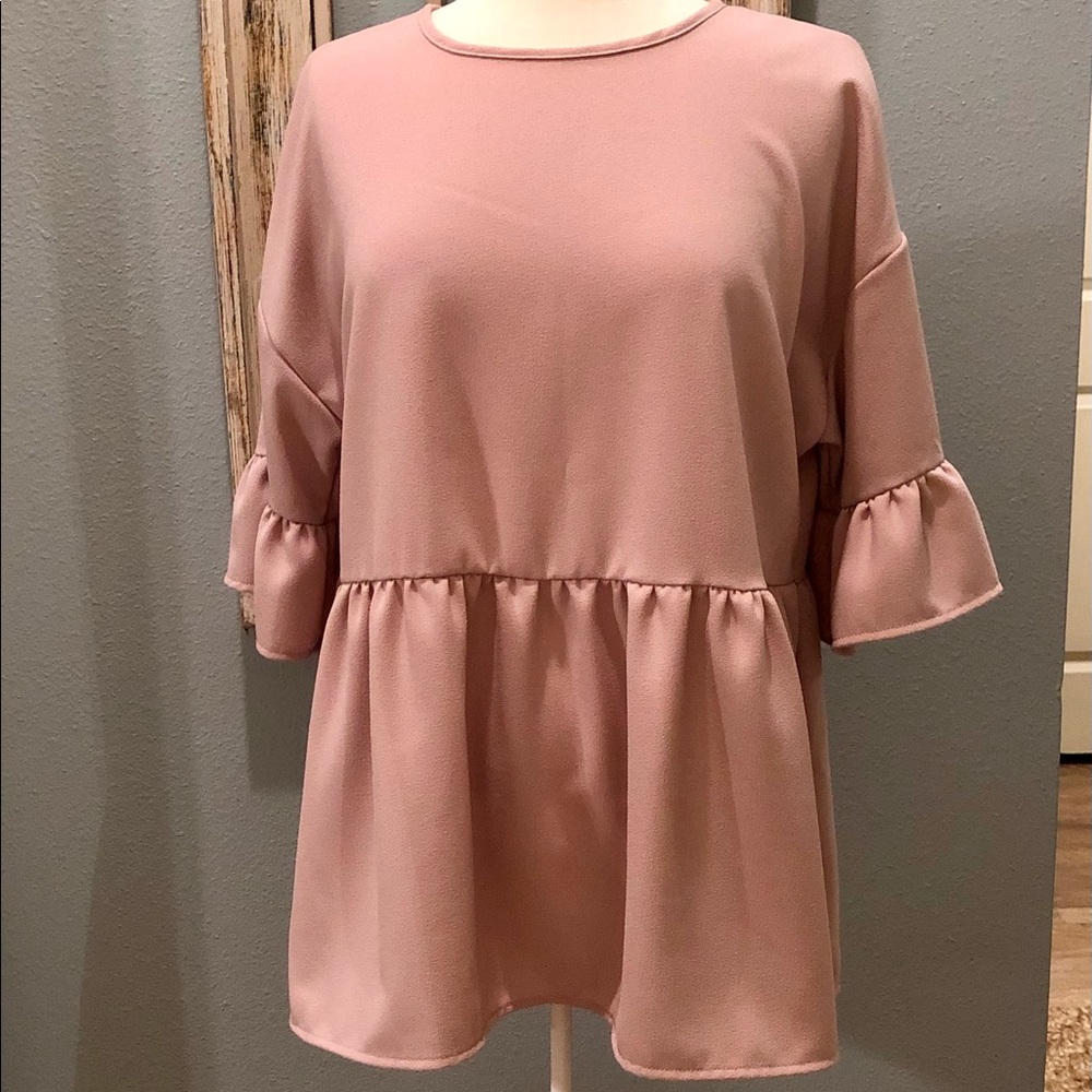 Lake Flower adorable size L Top